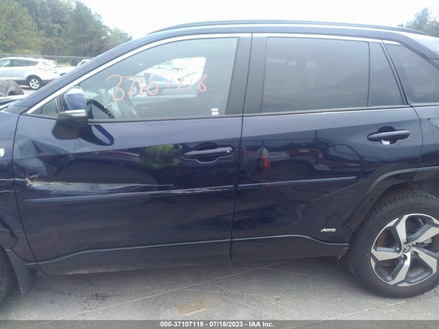 2022 Toyota RAV4, VIN: JTMAB3FVXND105924