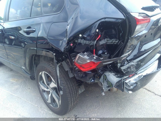 2022 Toyota RAV4, VIN: JTMAB3FVXND105924
