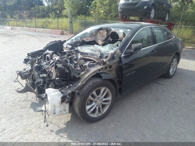 Chevrolet MALIBU LT 2018 1G1ZD5STXJF267587 Image 2
