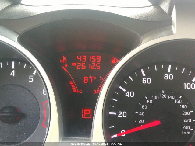 2011 NISSAN JUKE SL VIN: JN8AF5MV7BT023352