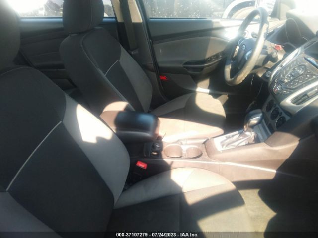1FADP3F23EL240114 Ford FOCUS SE