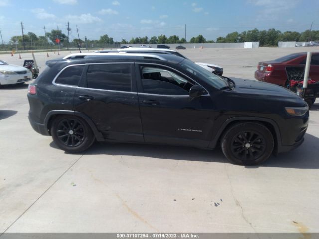 1C4PJLLB9KD205743 Jeep Cherokee Latitude Plus