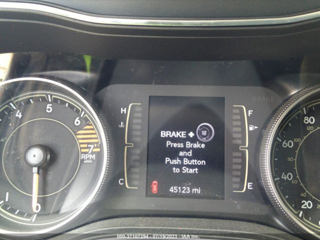 1C4PJLLB9KD205743 Jeep Cherokee Latitude Plus