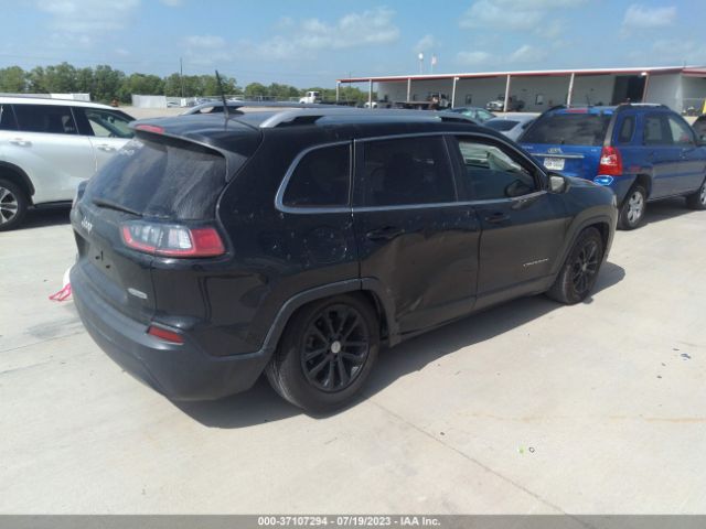 1C4PJLLB9KD205743 Jeep Cherokee Latitude Plus
