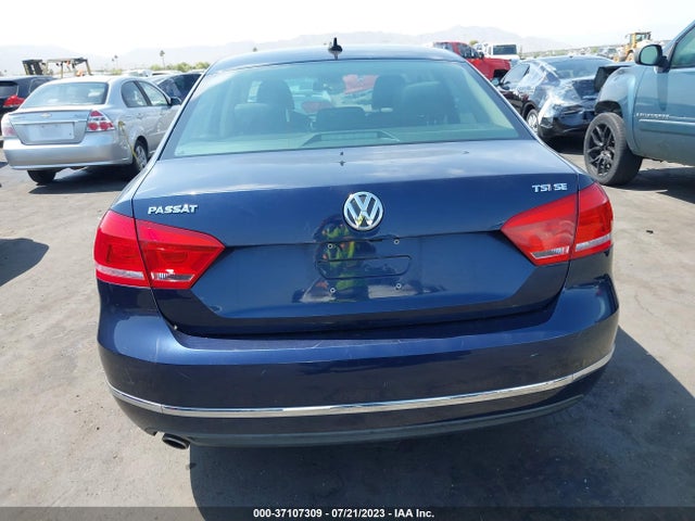 1VWBT7A33FC068850 Volkswagen Passat 1.8t Se W/sunroof & Nav