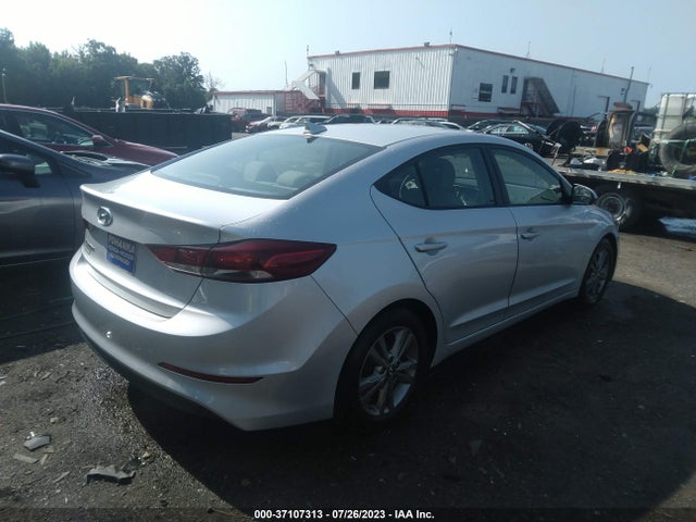 2017 HYUNDAI ELANTRA SE VIN: 5NPD84LF1HH017065