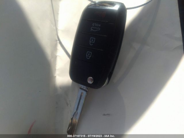 5XXGM4A7XFG456407 KIA Optima Lx