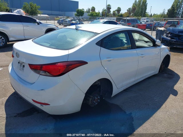 Hyundai ELANTRA SE 2015 5NPDH4AEXFH564312 Image 4