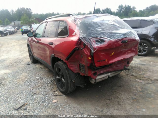 1C4PJMAS3GW326899 Jeep Cherokee Altitude