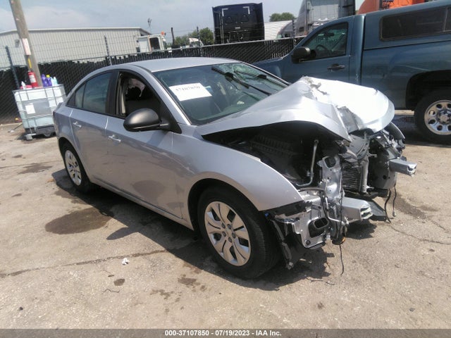 2015 1G1PA5SH9F7142108 main image
