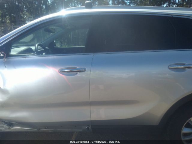 5XYPGDA57HG334947 KIA Sorento Lx V6