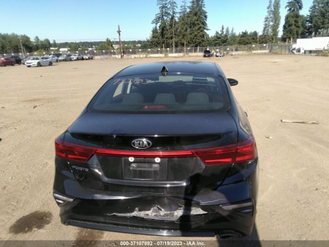 3KPF24AD9KE121066 KIA Forte Lxs