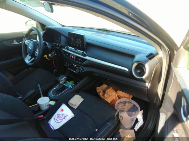 3KPF24AD9KE121066 KIA Forte Lxs