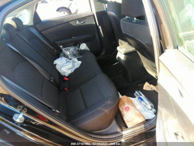 3KPF24AD9KE121066 KIA Forte Lxs