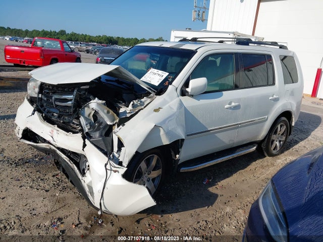 Honda Pilot Touring 2015 5FNYF4H90FB072774 Image 2