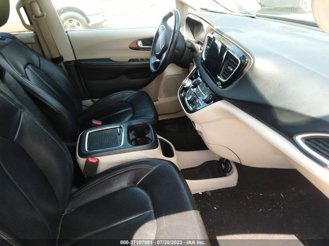2C4RC1EG1HR729846 Chrysler Pacifica Touring-l Plus