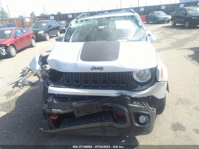 ZACCJBCB6JPH59671 Jeep Renegade Trailhawk