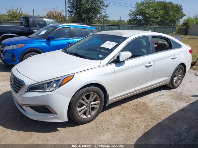 Hyundai SONATA SE 2017 5NPE24AF9HH480032 Image 2