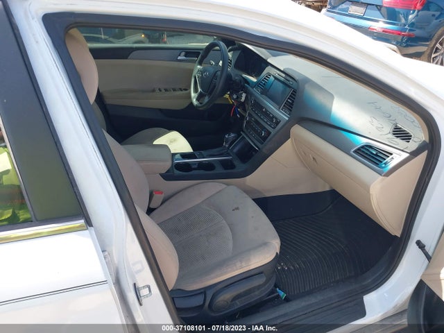 Hyundai SONATA SE 2017 5NPE24AF9HH480032 Image 5