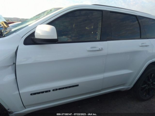 1C4RJFAG7KC798260 Jeep Grand Cherokee Altitude