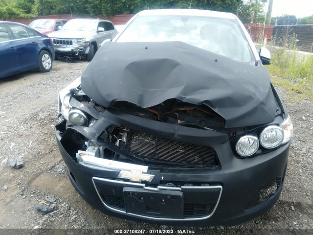 Chevrolet Sonic Lt Auto 2014 1G1JC5SH7E4182591 Image 6