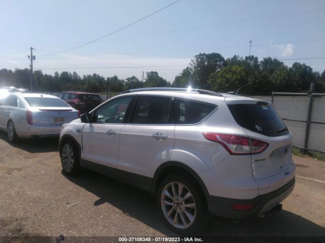 1FMCU0G96FUB55395 Ford ESCAPE SE