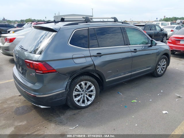 3VV2B7AX8JM072216 Volkswagen Tiguan Sel/se