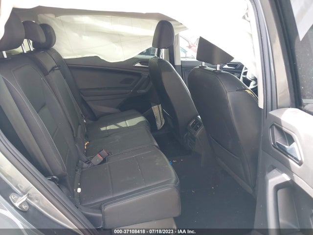 3VV2B7AX8JM072216 Volkswagen Tiguan Sel/se