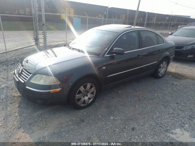 2003 VOLKSWAGEN PASSAT GLX VIN: WVWRH63B43P260588