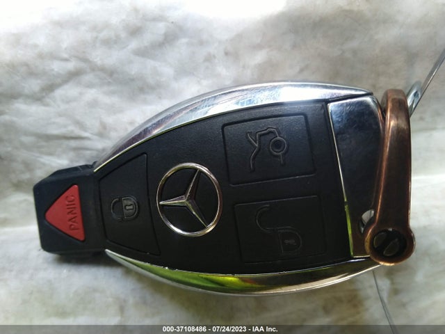 2010 MERCEDES-BENZ E 350 VIN: WDDHF5GB8AA105134