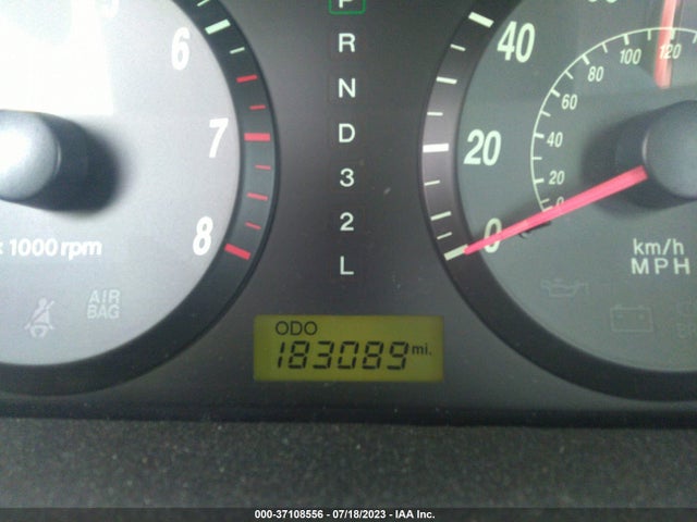 2004 HYUNDAI ELANTRA GLS/GT VIN: KMHDN46D34U849408