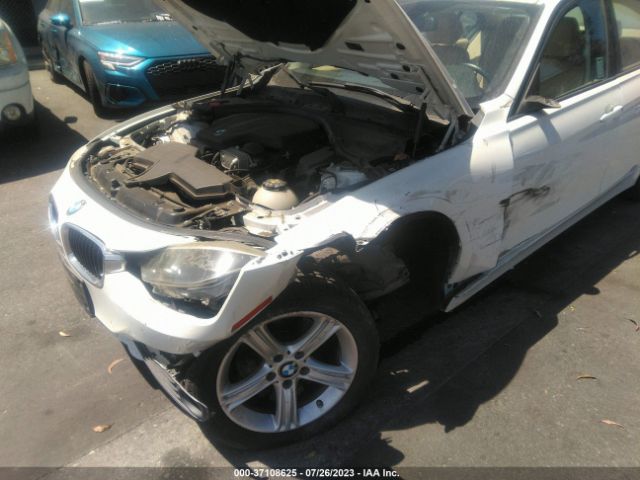 WBA3C1C58FK122567 BMW 3 Series 328i