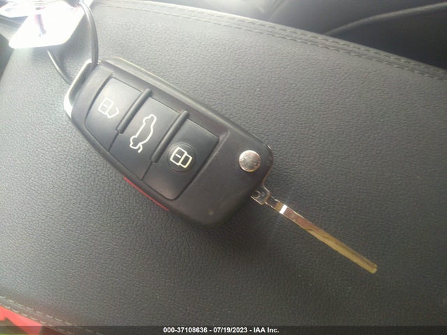 WA1AUCF31M1133209 Audi Q3 PREMIUM