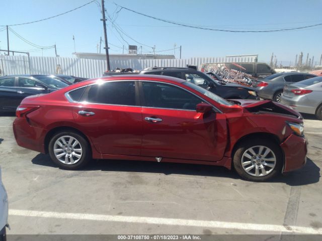 1N4AL3AP8HC475503 Nissan Altima 2.5 S