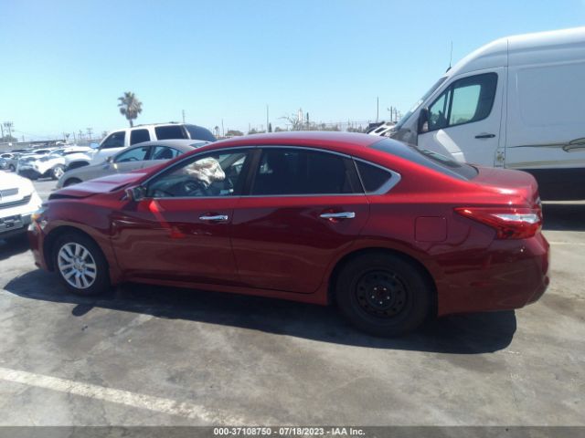 1N4AL3AP8HC475503 Nissan Altima 2.5 S