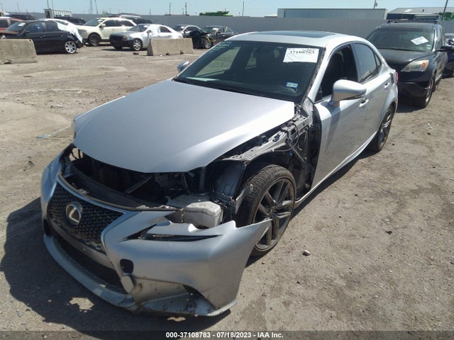 Lexus IS 250 2015 JTHCF1D20F5026573 Image 2