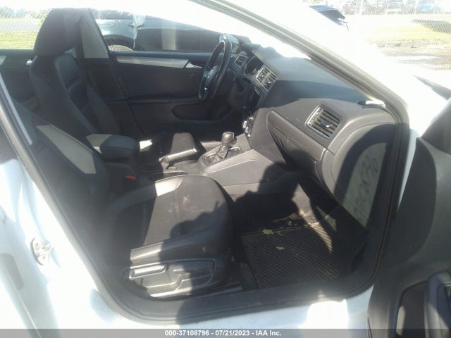 2017 VOLKSWAGEN JETTA 1.4T SE VIN: 3VWDB7AJXHM400195