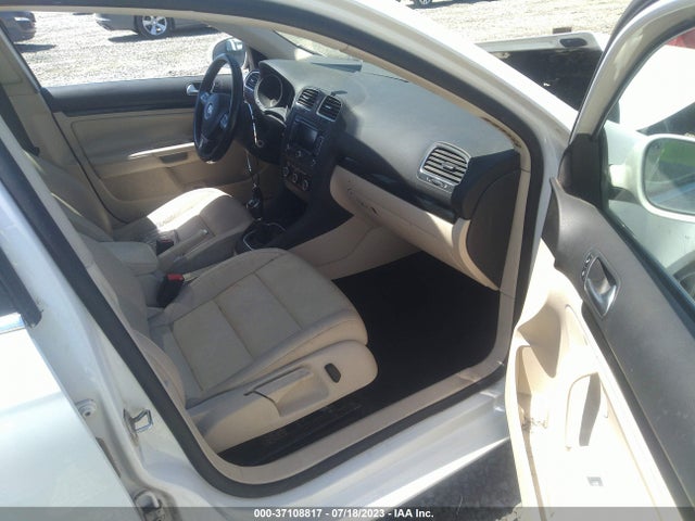 2013 VOLKSWAGEN JETTA SPORTWAGEN TDI W/SUNROOF & NAV VIN: 3VWML7AJ2DM653812