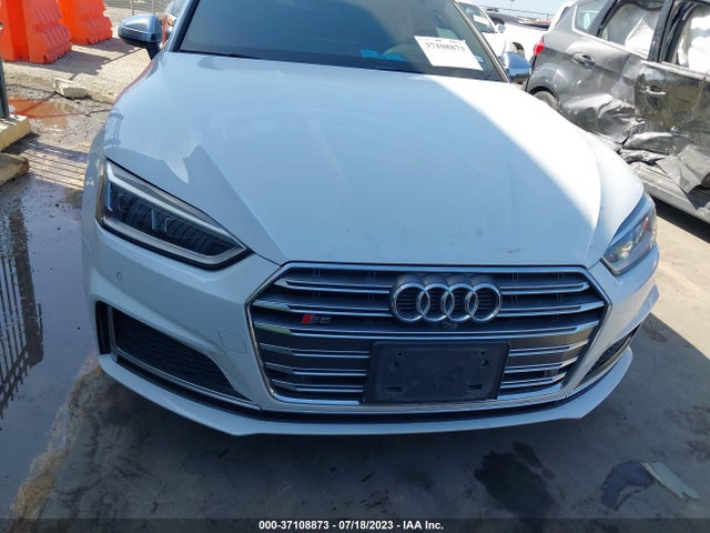 WAUC4CF56JA041392 Audi S5 Sportback Prestige
