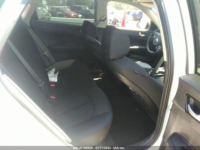 KIA Optima Lx 2018 5XXGT4L35JG206420 Image 8