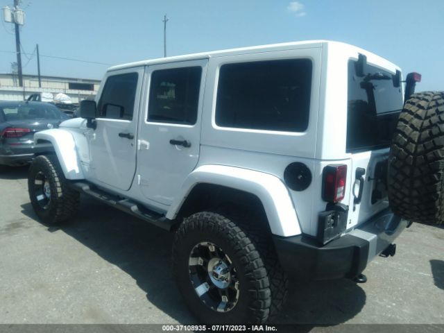 1C4HJWEG6EL138611 Jeep Wrangler Unlimited Sahara