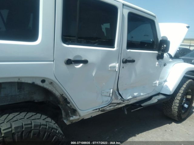 1C4HJWEG6EL138611 Jeep Wrangler Unlimited Sahara