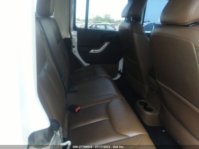 1C4HJWEG6EL138611 Jeep Wrangler Unlimited Sahara