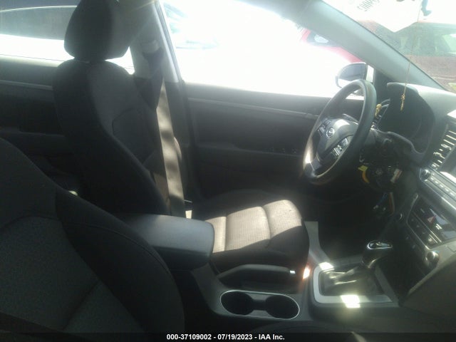 2018 HYUNDAI ELANTRA SEL VIN: 5NPD84LF7JH356158