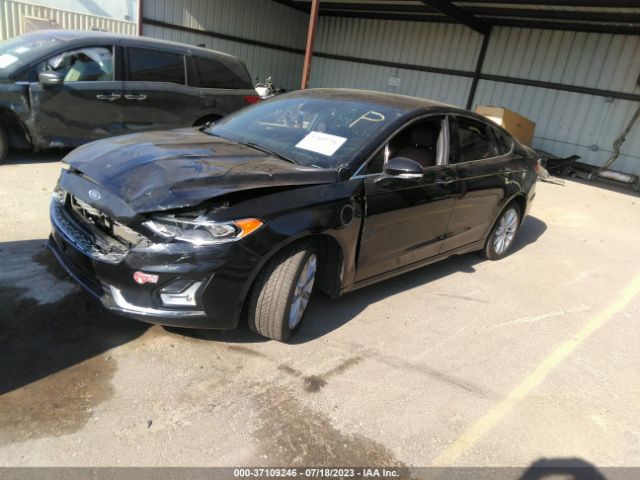 3FA6P0SU3KR114928 Ford Fusion Energi Titanium