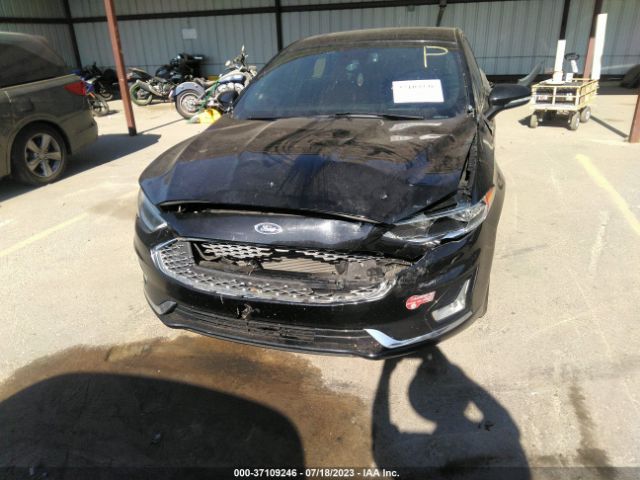 3FA6P0SU3KR114928 Ford Fusion Energi Titanium