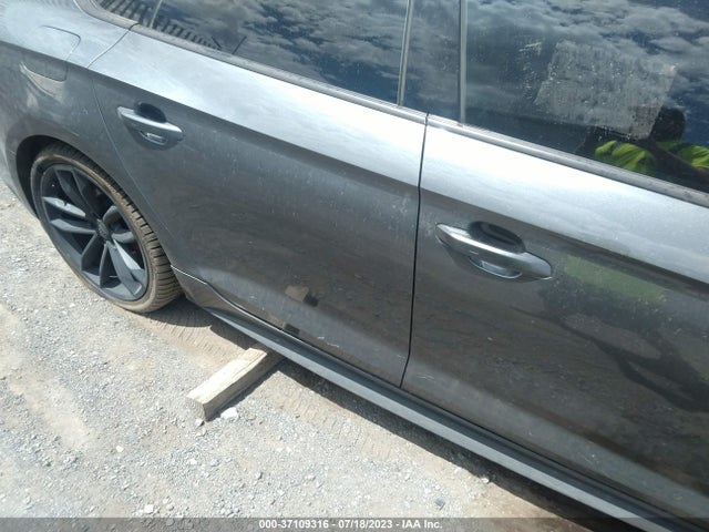 WAUB4CF55JA019122 Audi S5 Sportback Premium Plus