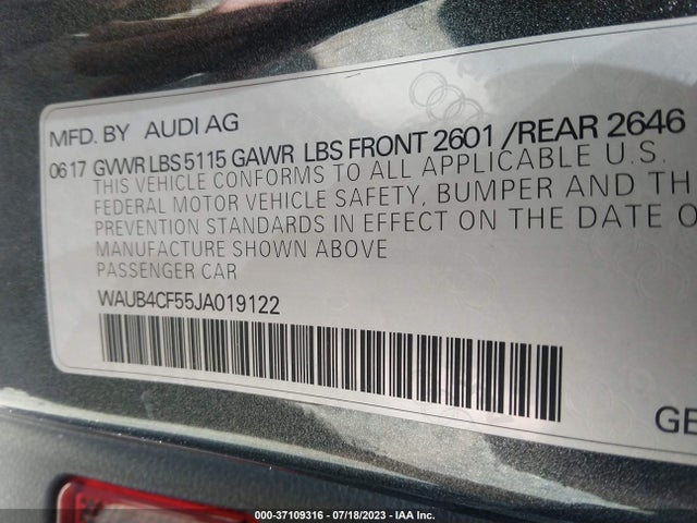 WAUB4CF55JA019122 Audi S5 Sportback Premium Plus