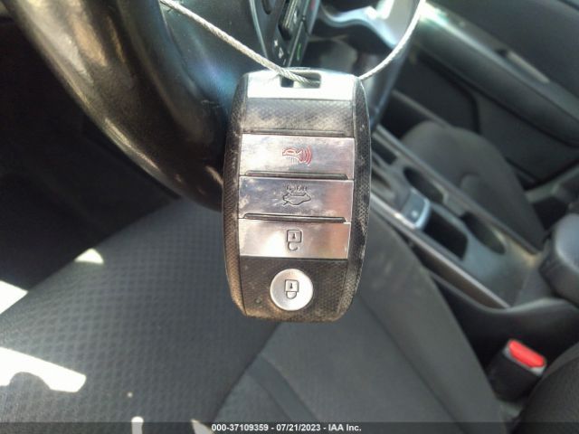 KNAGT4LE4H5012605 KIA Optima Hybrid Base