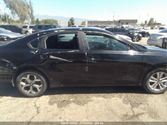 3KPF24AD0ME303080 KIA Forte Lxs